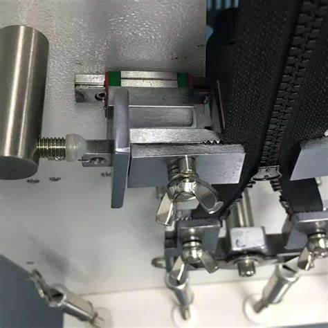 zipper reciprocating fatigue testing machine.jpeg